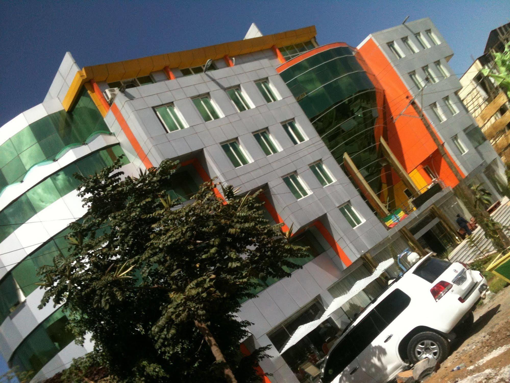 Florida International Hotel Гондер Екстериор снимка